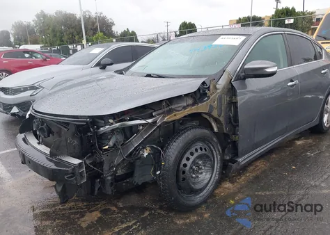 2015 Nissan Altima 2.5 Sv z USA, uszkodzony, nr VIN 1N4AL3AP8FC149262